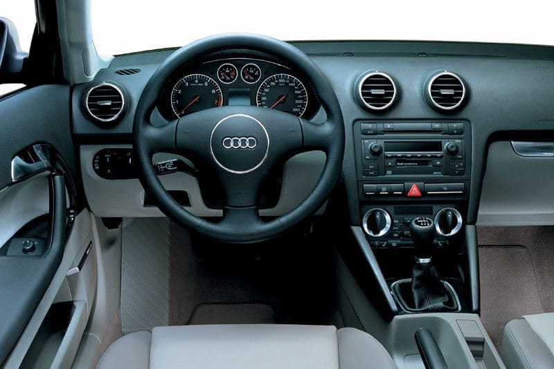 Audi-(8P)-721